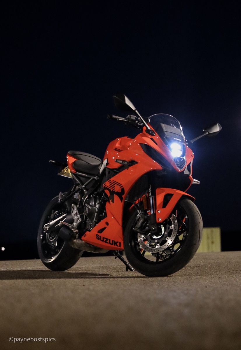 Suzuki GSX 8R