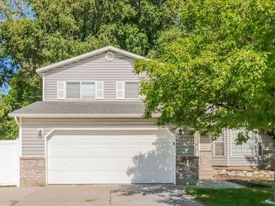 3 Beds 2.5 Baths House - Lease Takeover