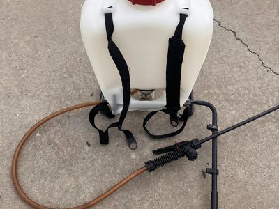 Back pack weed sprayer