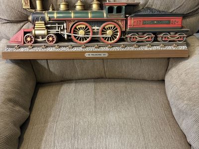 Train Railroad The Philadelphia 1871 Decorative Train Locomotive Figurine