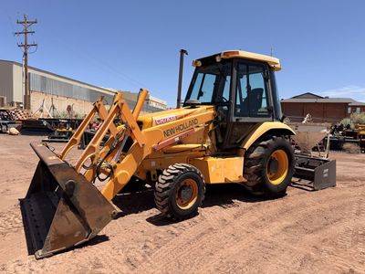 2005 New Holland LV80 Skip Loader