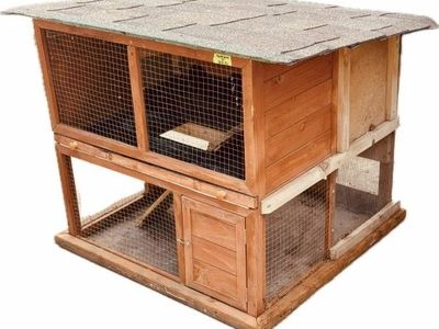 Sturdy 2-Story Quail / Chicken Coop / Rabbit Hutch