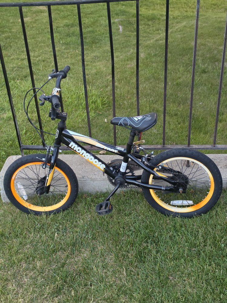 Kids bike with 16 inch wheels