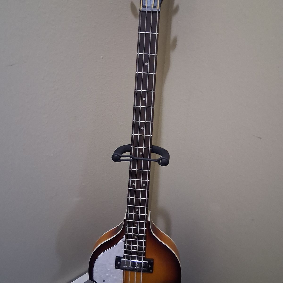 Main image 4