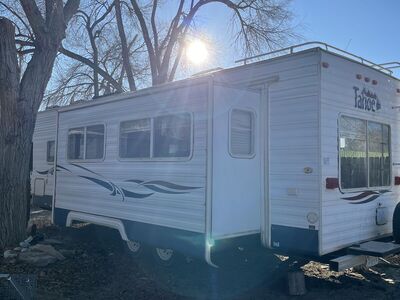 2003 Thor trailer, 30ft