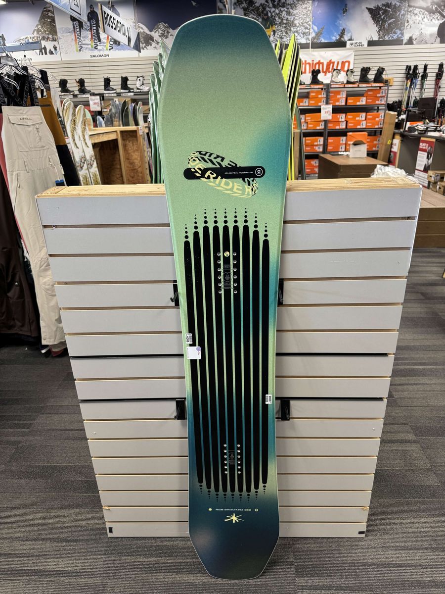 Ride Moderator 159cm Snowboard - Lightly Used