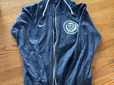 Brand New with Tags Women's BYU-Idaho Nike Sweatshirt (Size XS)- Blue