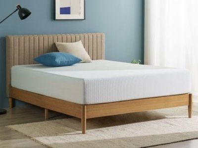 New - Zinus Green Tea Cooling Gel Queen 10" Memory Foam Mattress