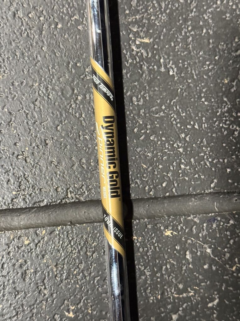 Dynamic Gold Tour Issue Spinner 52* wedge shaft