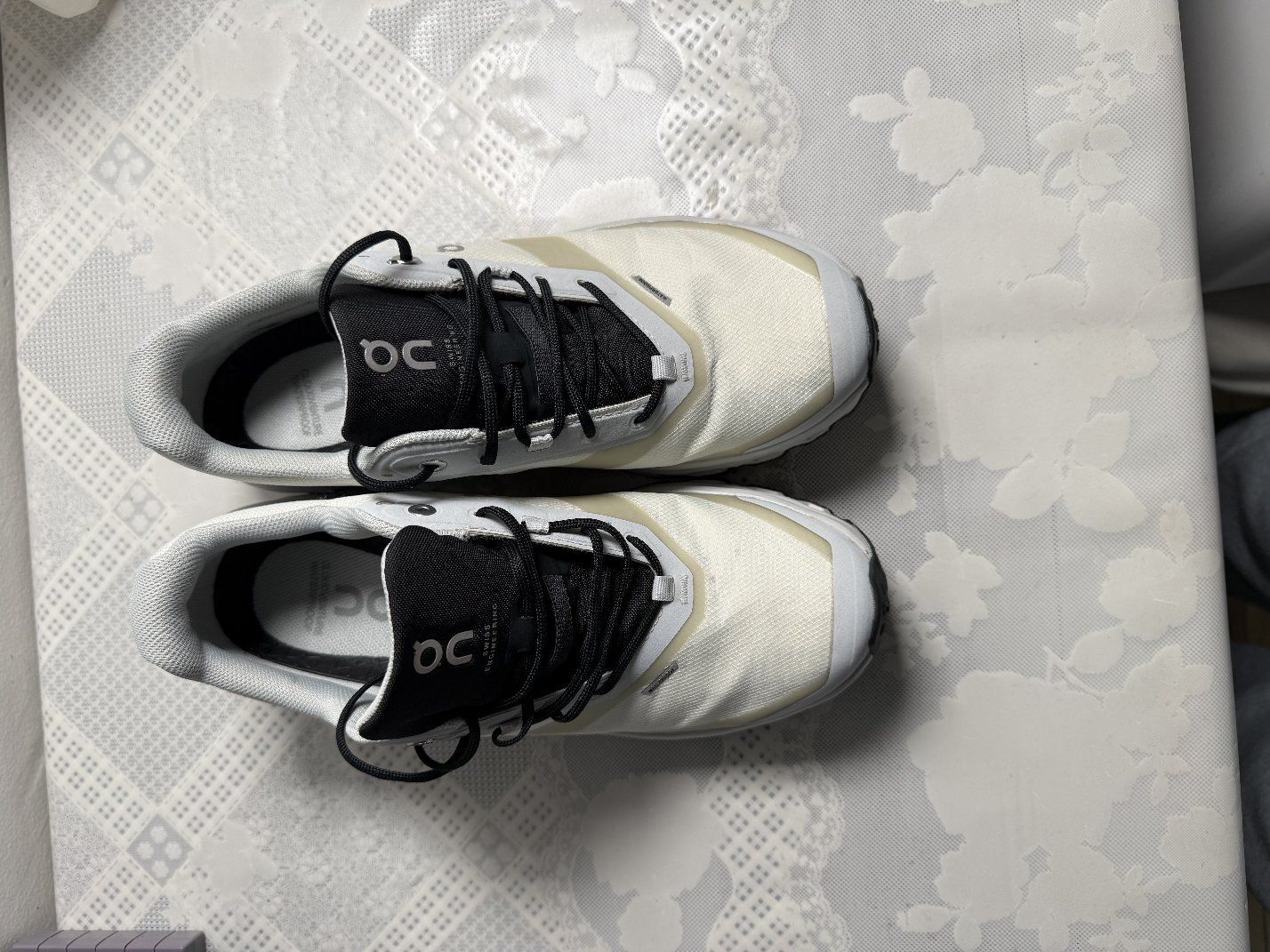 On Cloudventure Waterproof Womens