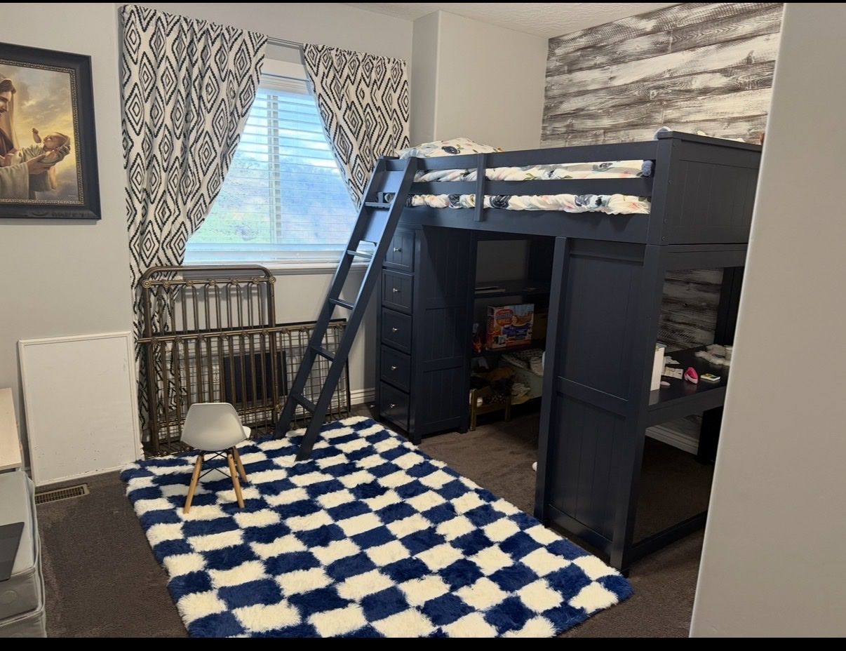 Full size loft bed with desk