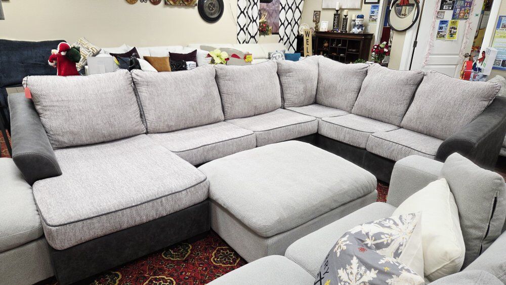 ️New, ️Like-New, &️ Pre-owned ️Sectionals, Sofas, Furniture, Appliances, Summer Toys?!?