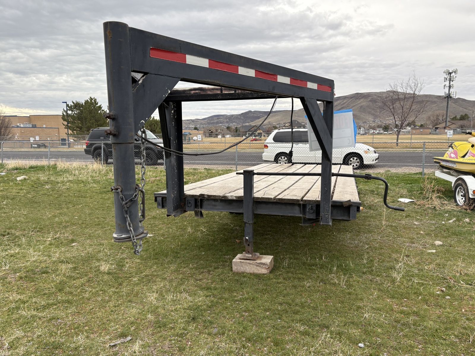 2014 20' Goose neck Trailer