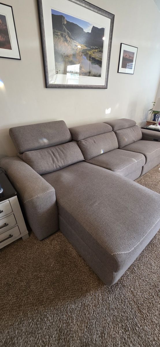 Modern Gray Fabric Sectional Sofa with Chaise and Recliner