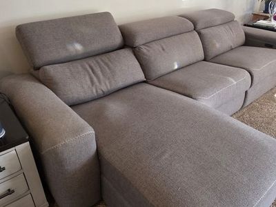 Modern Gray Fabric Sectional Sofa with Chaise and Recliner