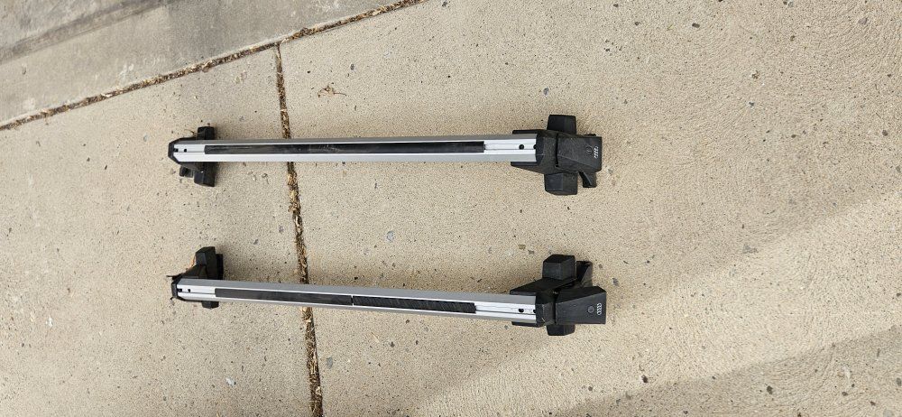 OEM Audi Roof Rack Crossbars – Complete w/ Keys