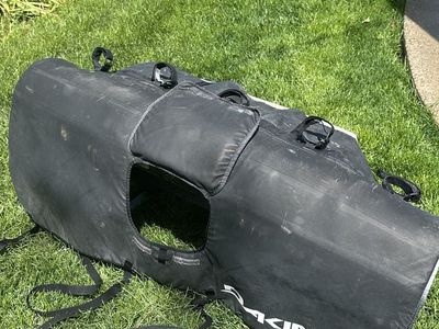 Dakine tailgate bike pad