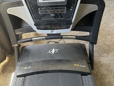 NordicTrack T6.3 Treadmill - 2.6 CHP, Folding, Manual Incline