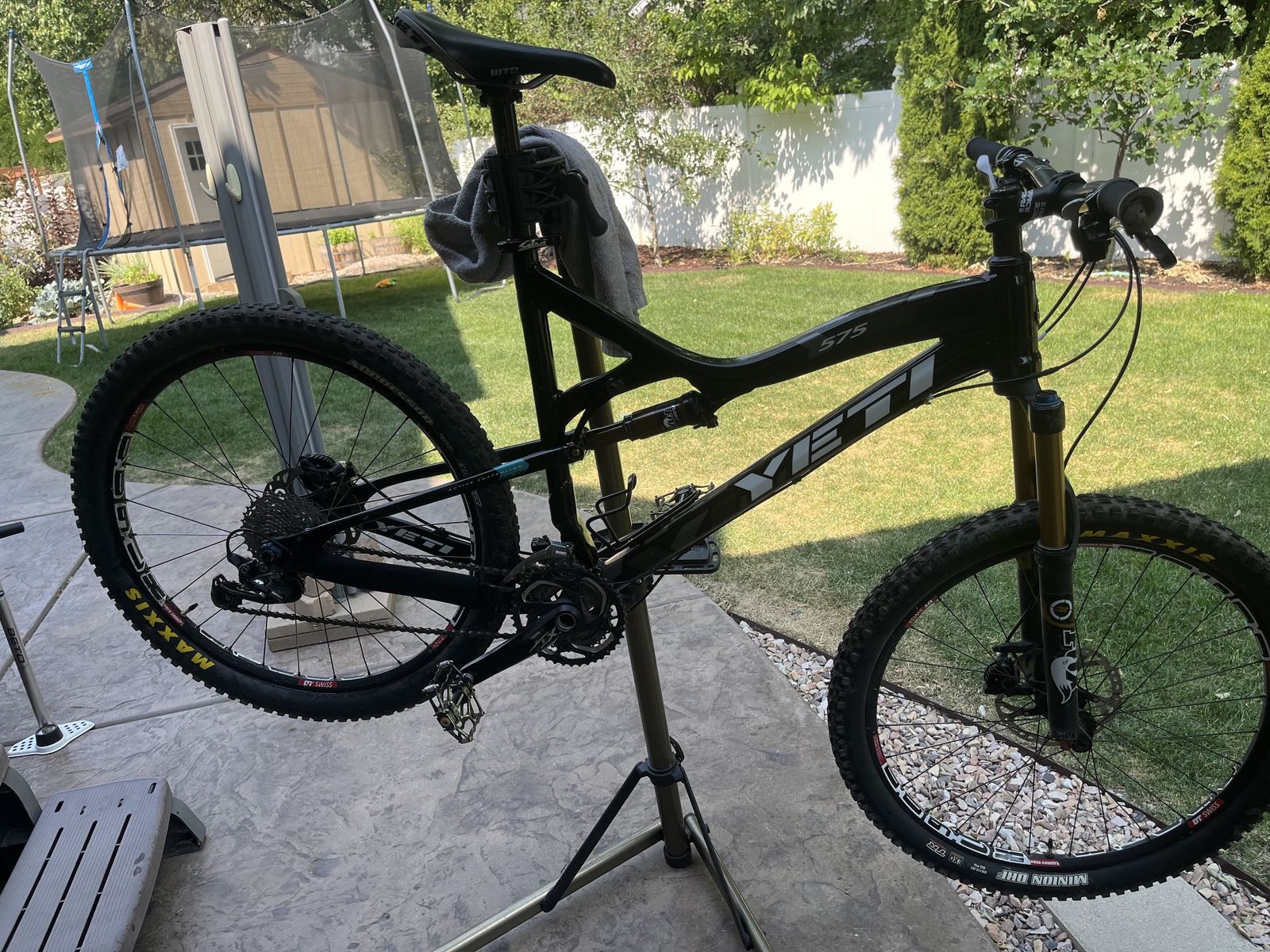 Yeti 575 Xc Bike-Super Light!