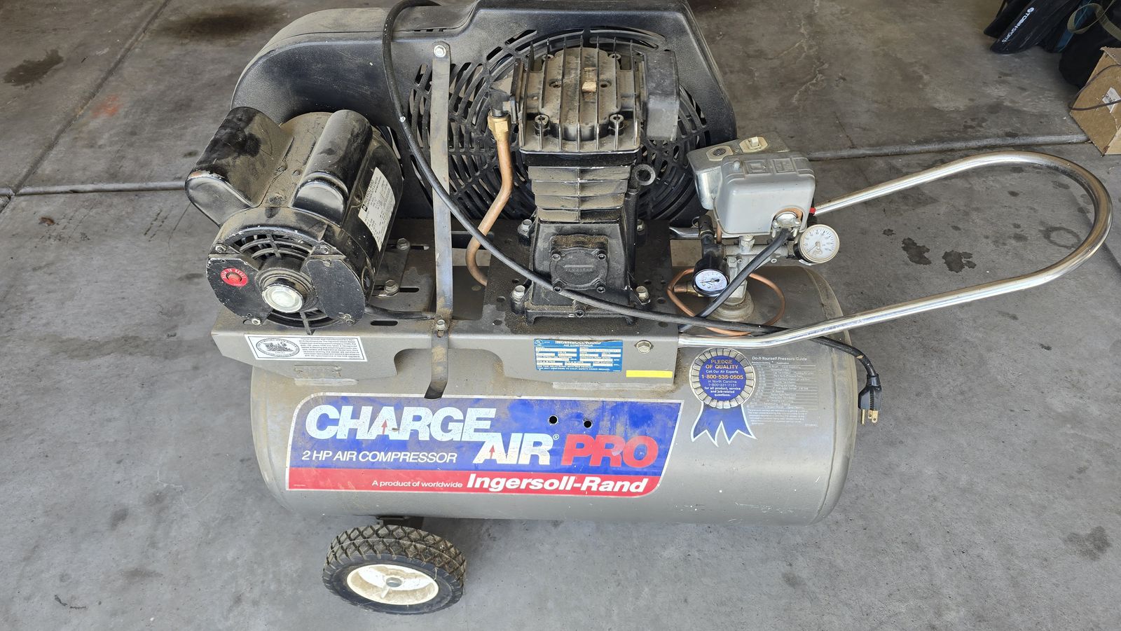 Ingersoll Rand 2HP 20 gallon Air Compressor FOR PARTS ONLY