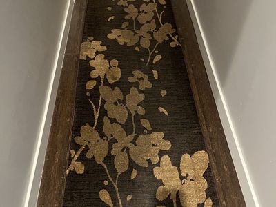 7.5’ Runner Rug