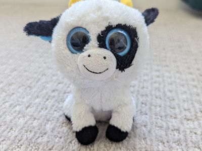 Ty Beanie Boos - Daisy the cow