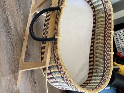 Moses Basket bassinet and stand