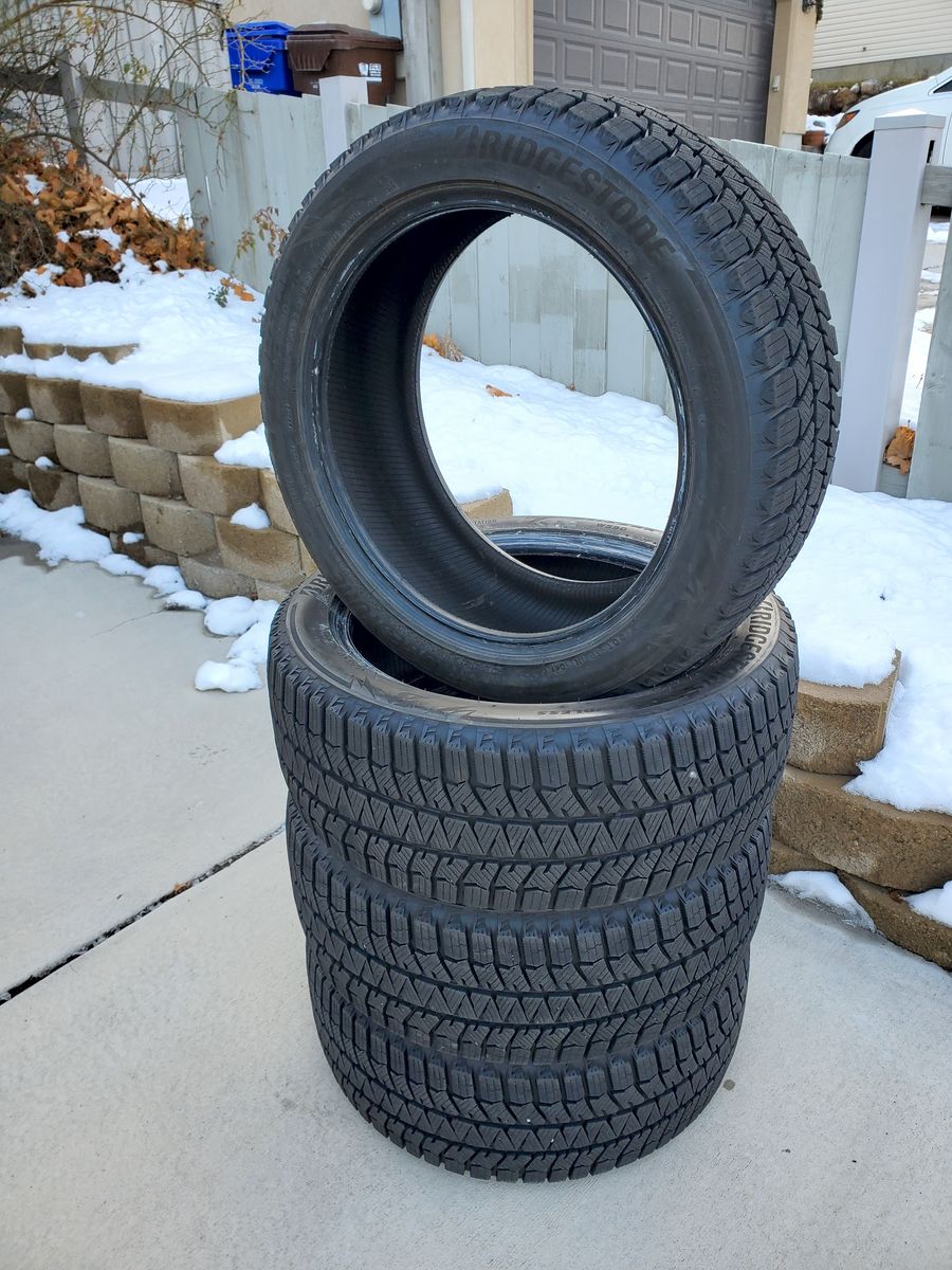 Bridgestone Blizzak 225/50R18 WS-90