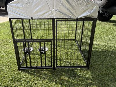 Heavy Duty Metal Outdoor Dog Kennel with Roof and Feeding Bowls 4ftX4ftX 4.25 ft H
