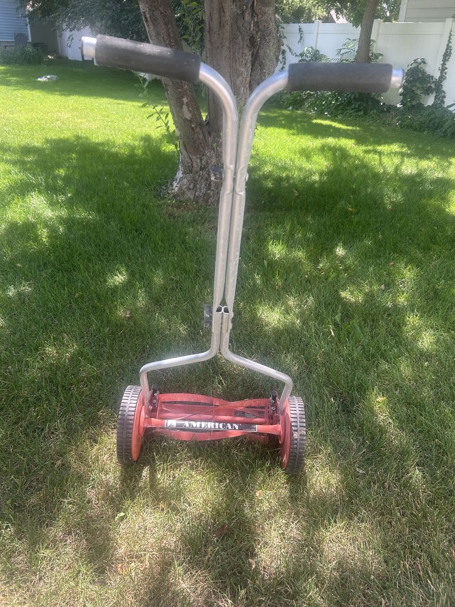 American Reel Push Lawn Mower - Manual, Eco-Friendly Grass Trimmer