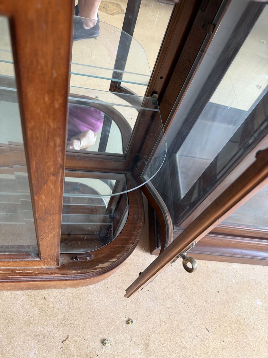 Main image 8