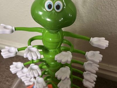 Giggle Wiggle Game, USED