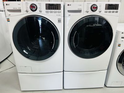 Lg Steam Gas Or Electric Set With Pedestals