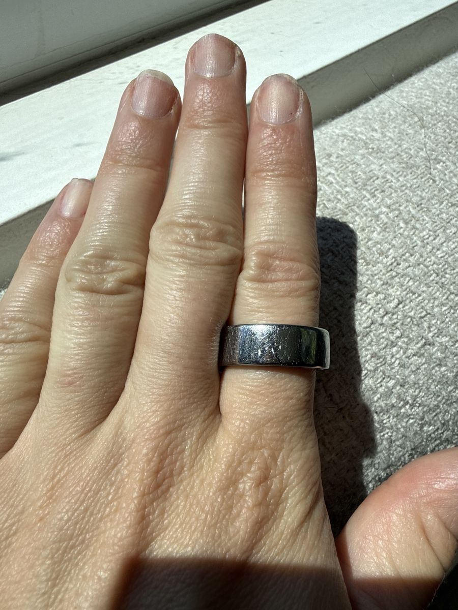 Oura Ring Generation 4 Size 8 - Smart Ring, Health Tracker