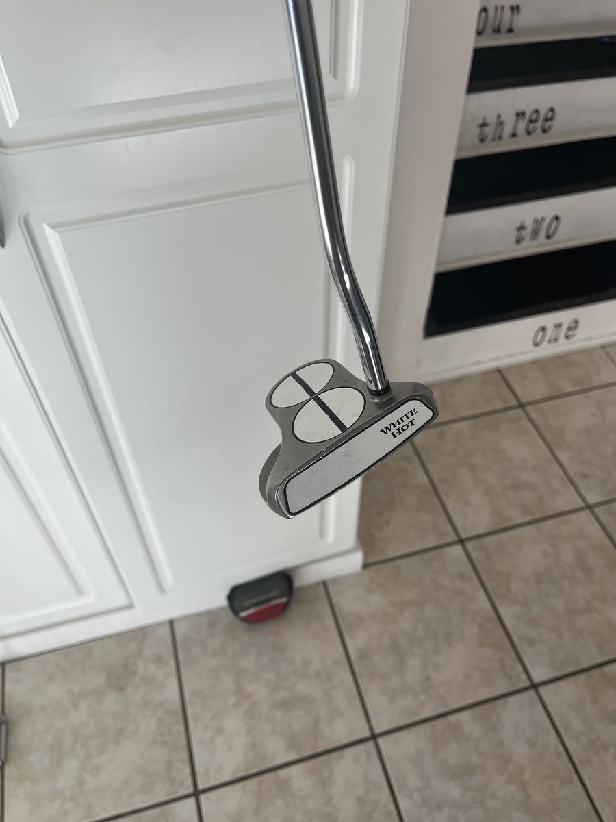 Odyssey White Hot 2 Ball Putter