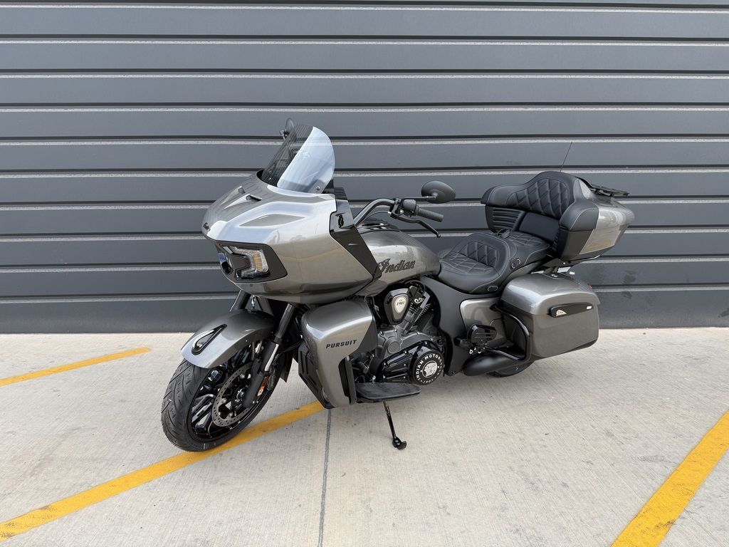 2026 Indian Motorcycle® Pursuit® Dark Horse® Heavy Metal