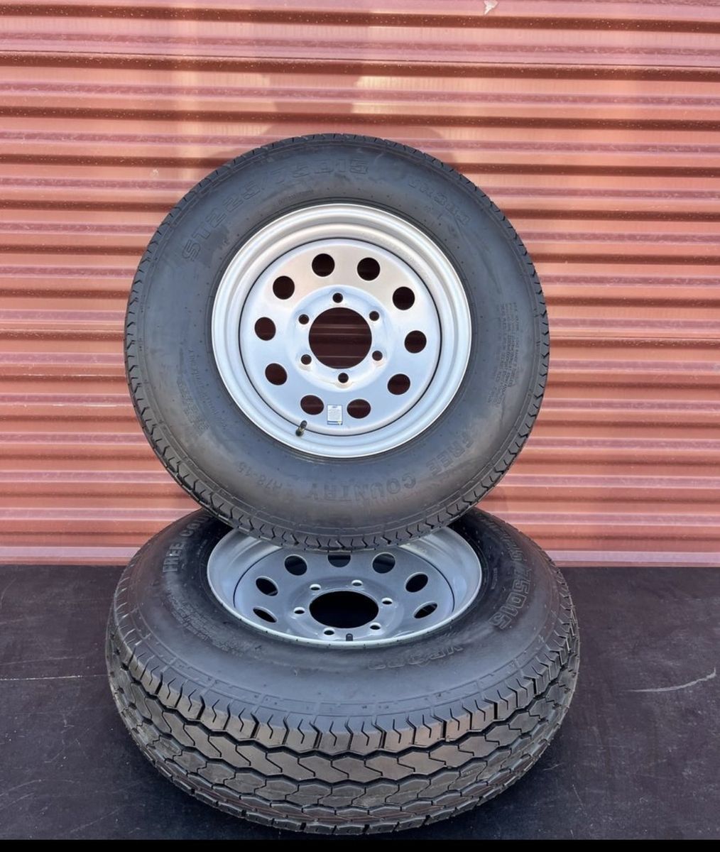 Set of 2 Free Country ST 225/75 D 15 Trailer Tires Mounted on New Silver Mod Wheels Brand New . 6 Lug Pattern