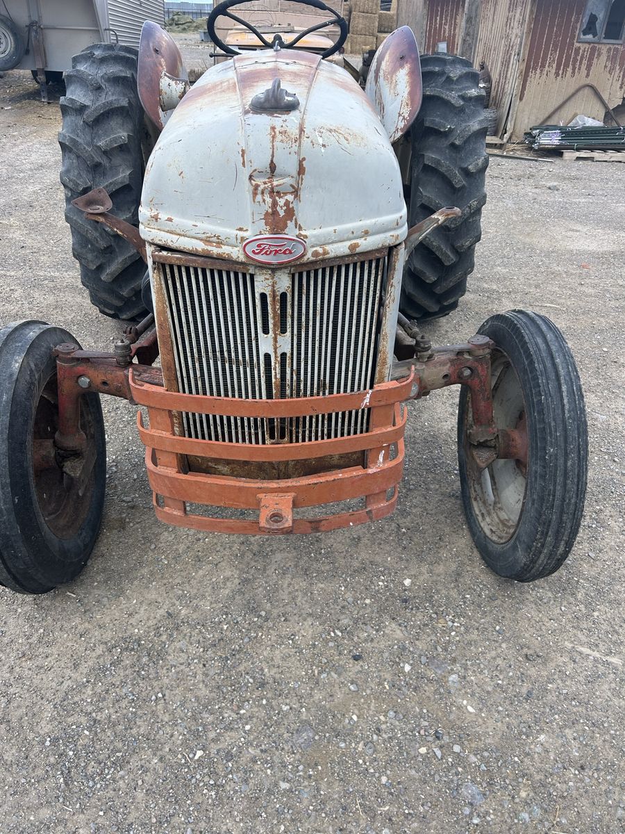 Ford 8n