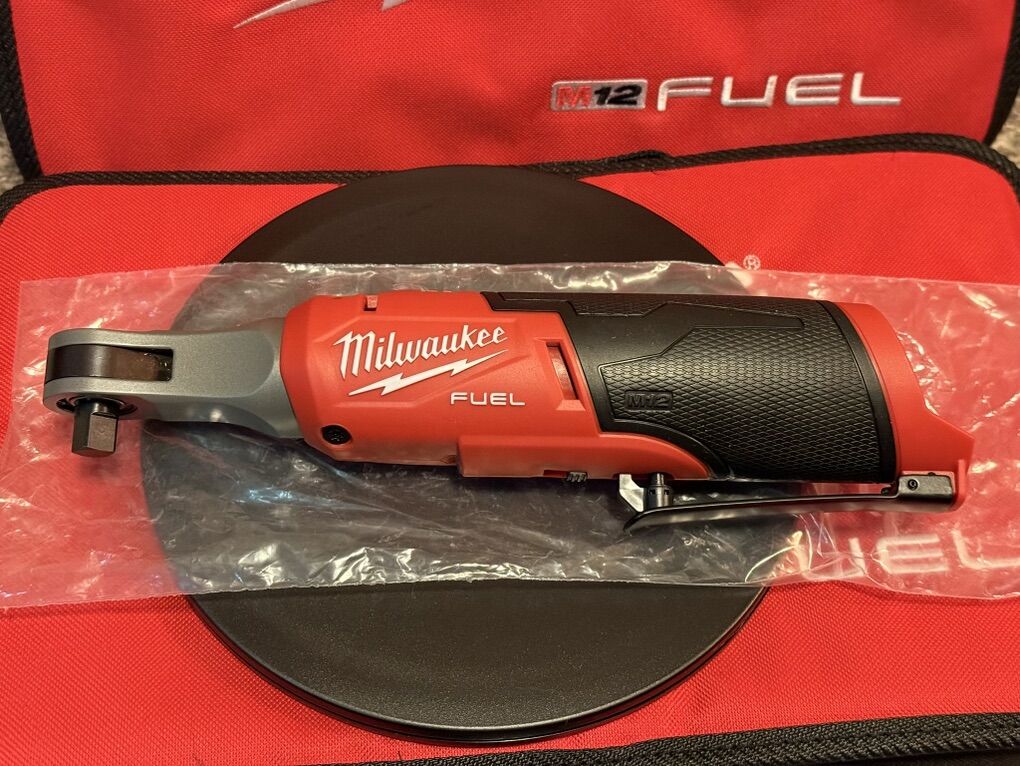 Milwaukee M12 FUEL 3/8 High Speed Ratchet - Brand New