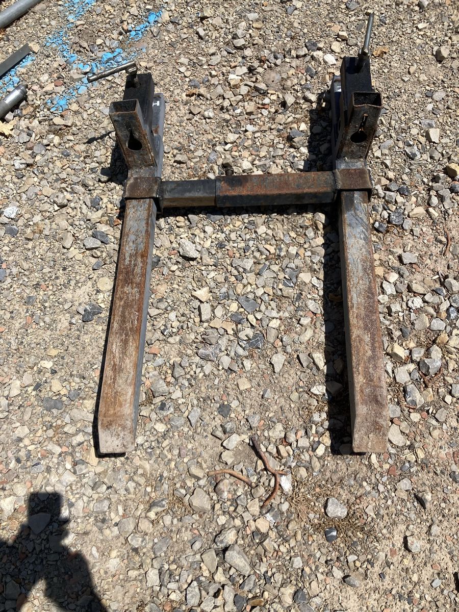 Bucket forks