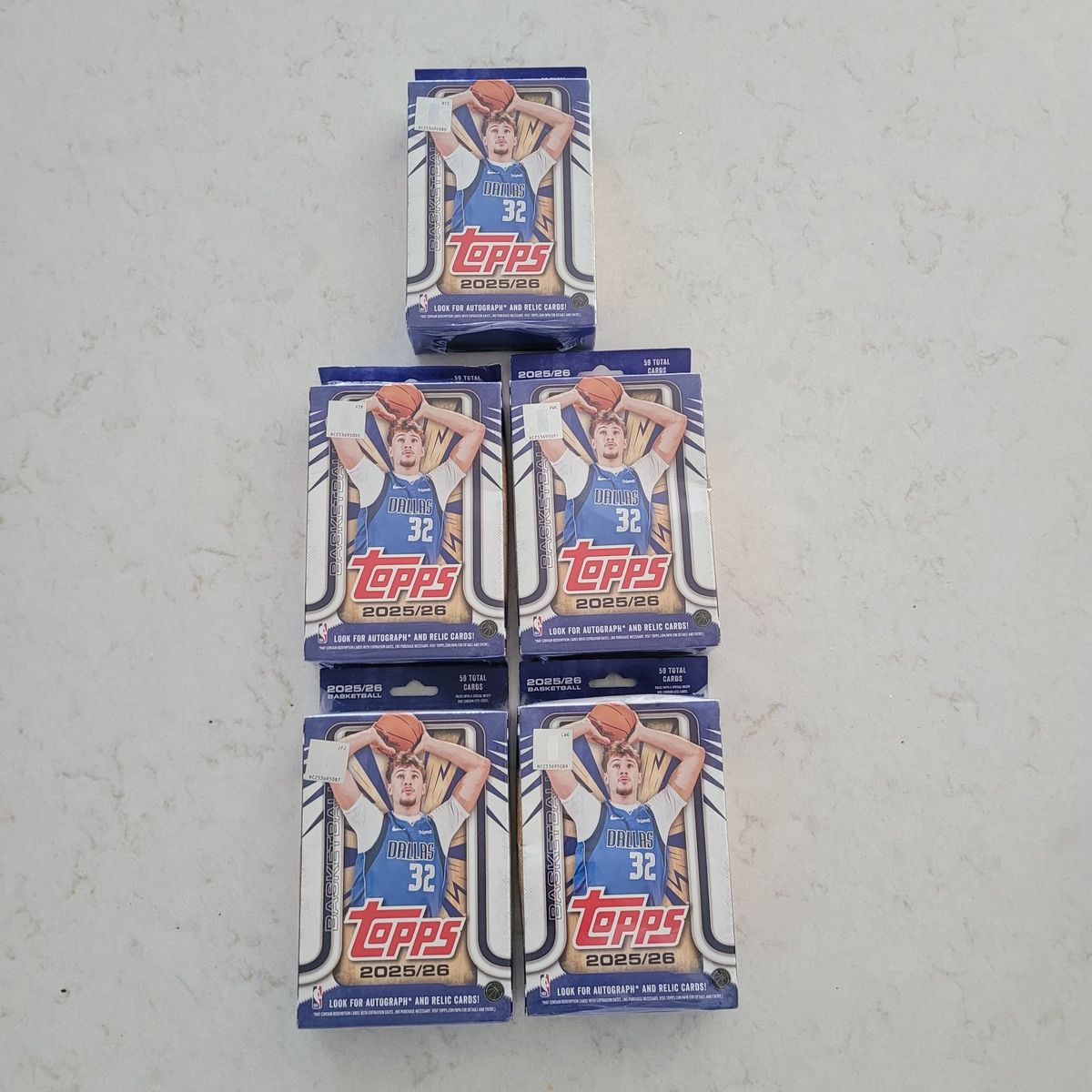 NEW- NBA Topps 2025/2026 Hanger Box