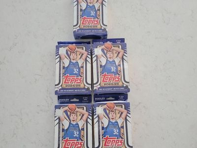 NEW- NBA Topps 2025/2026 Hanger Box