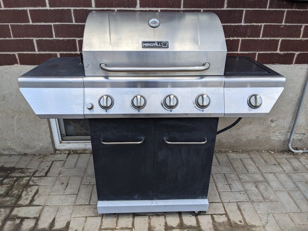 Nexgrill 4-Burner Gas Grill with Side Sear and Rotisserie - Stainless Steel