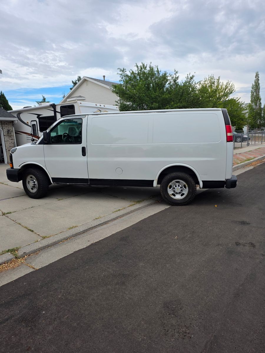 2010 Chevrolet Express 2500 