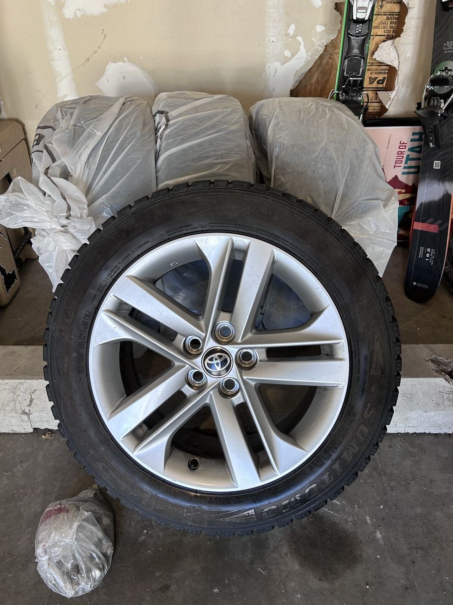 Set of 4 Toyota Factory Alloy 16 in. Wheels with Sumitomo Winter Tires