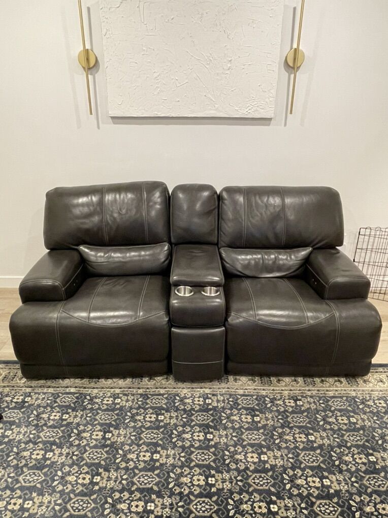 Power Reclining Loveseat