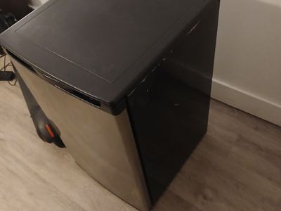 Magic chef mini fridge
