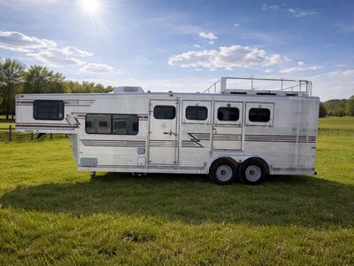 1995 Sundowner 4 Horse LQ