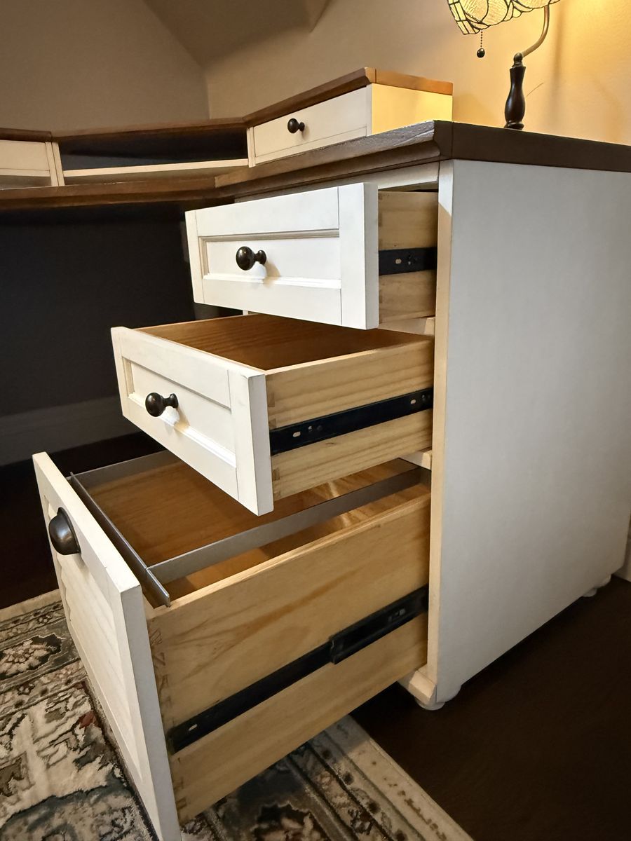 Main image 6