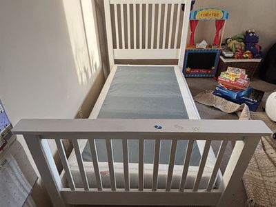 White Twin Bed Frame and base